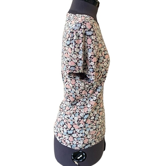 Levi's Baby Doll Tee L Floral Logo Left Corner Short Sleeve Cotton Wash Machine - Picture 3 of 11